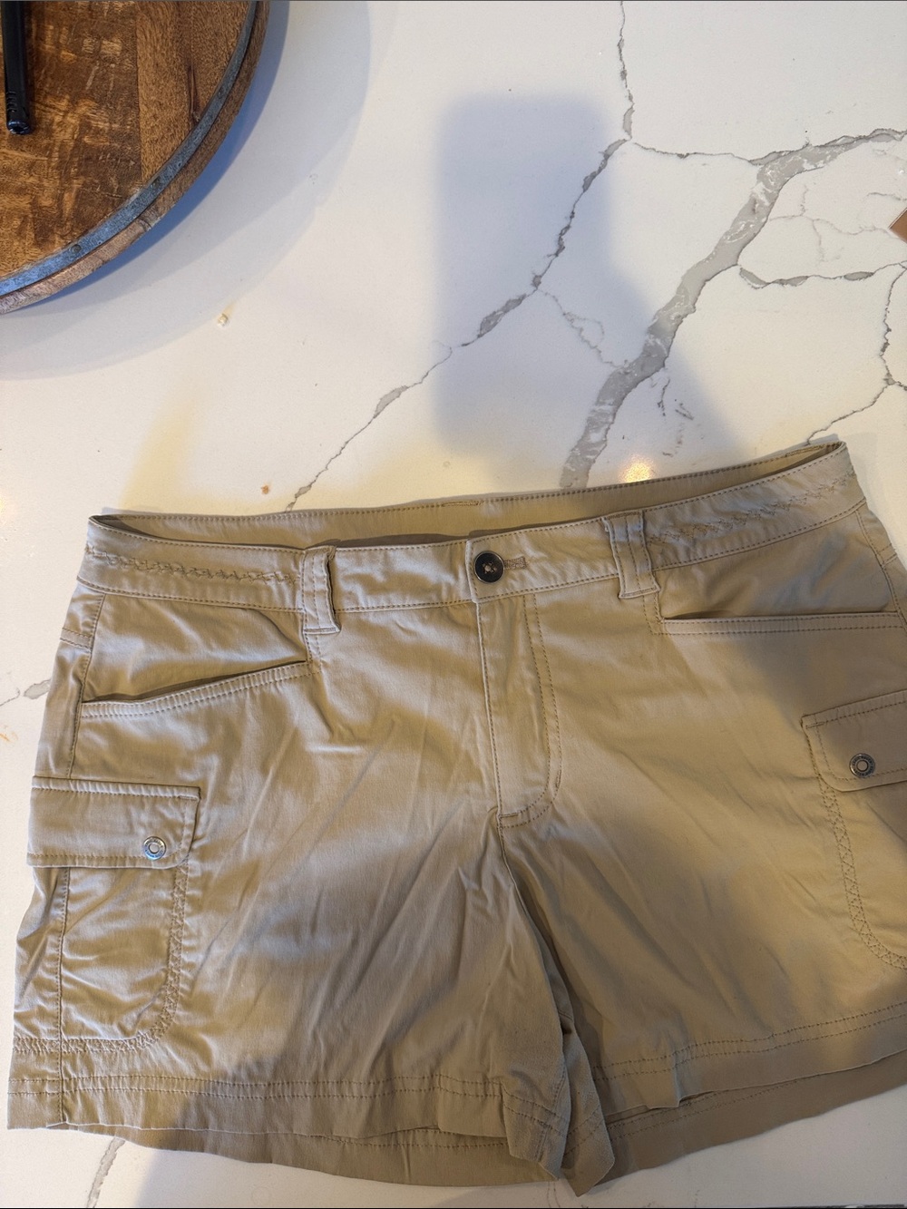 Eddie Bauer Tan Utility Cargo Athletic Shorts